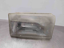 Load image into Gallery viewer, Headlight Lamp Assembly FORD F250SD PICKUP 2001 - NW368235