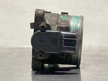 Load image into Gallery viewer, Throttle Body FORD F250SD PICKUP 2001 - NW368598