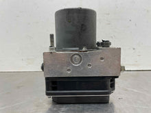 Load image into Gallery viewer, ABS ANTI-LOCK BRAKE PUMP Jaguar X Type 2007 07 2008 08 - NW543227