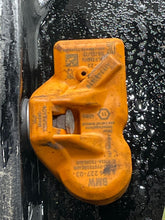 Load image into Gallery viewer, WHEEL RIM X3 X4 11-18 19x8-1/2 ALLOY 19x8-1/2, 5 lug, 120mm - NW368722