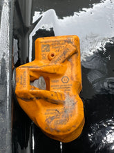 Load image into Gallery viewer, WHEEL RIM X3 X4 11-18 19x8-1/2 ALLOY 19x8-1/2, 5 lug, 120mm - NW368724