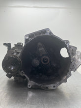 Load image into Gallery viewer, Transmission Volkswagen Golf 2004 - NW543594