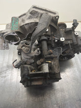 Load image into Gallery viewer, Transmission Volkswagen Golf 2004 - NW543594