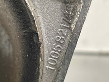Load image into Gallery viewer, Starter Motor Volkswagen Golf 2004 - NW543758
