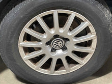 Load image into Gallery viewer, Wheel Rim Volkswagen Golf 2004 - NW543500