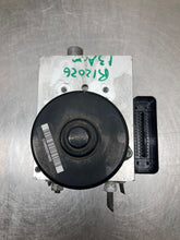 Load image into Gallery viewer, ABS Pump Nissan Armada 2013 - NW368801