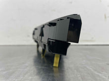 Load image into Gallery viewer, Temperature Controls Toyota Prius 2016 - NW543922