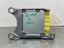 Load image into Gallery viewer, Computer Toyota Prius 2016 - NW543806