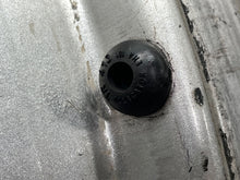 Load image into Gallery viewer, WHEEL Beetle 1998 98 99 00 01 02 03 04 05 16x6.5 Alloy - NW369625