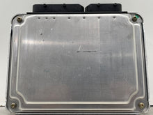 Load image into Gallery viewer, ECU ECM COMPUTER Volkswagen Beetle 2001 01 Manual - NW369256
