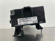 Load image into Gallery viewer, Fuse Box FORD F150 PICKUP 2006 - NW544650