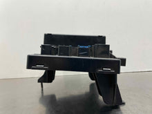 Load image into Gallery viewer, Fuse Box FORD F150 PICKUP 2006 - NW544650