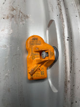 Load image into Gallery viewer, WHEEL RIM X1 2012-2015 17x7-1/2 ALLOY - NW369618