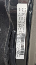 Load image into Gallery viewer, Speedometer Cluster Jeep Commander 2006 - NW369524