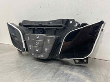 Load image into Gallery viewer, Temperature Controls Buick Lacrosse 2016 - NW544373