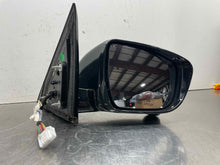 Load image into Gallery viewer, SIDE VIEW DOOR MIRROR Nissan Pathfinder 2017 17 Right - NW544435