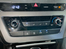 Load image into Gallery viewer, TEMPERATURE CONTROLS Sonata Sonata Hybrid 2015 15 2016 16 - NW544863