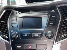 Load image into Gallery viewer, Radio Hyundai Santa Fe 2014 - NW545125