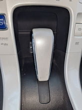 Load image into Gallery viewer, Floor Shifter Chevrolet Volt 2011 - NW338424