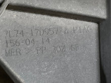 Load image into Gallery viewer, Grille Lincoln Navigator 2007 - NW370813