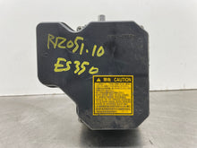 Load image into Gallery viewer, ABS ANTI-LOCK BRAKE PUMP Lexus ES350 2010 10 2011 11 - NW370388