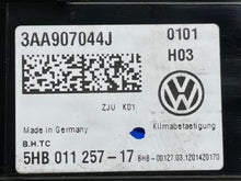 Load image into Gallery viewer, TEMPERATURE CONTROLS Volkswagen CC 2013 13 - NW370266