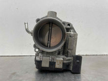 Load image into Gallery viewer, THROTTLE BODY Vw Beetle Jetta Rabbit 05 - 07 - NW371176