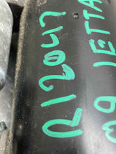 Load image into Gallery viewer, STARTER Beetle Jetta Rabbit 05 06 07 08 2.5L Auto - NW371158