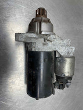 Load image into Gallery viewer, STARTER Beetle Jetta Rabbit 05 06 07 08 2.5L Auto - NW371158