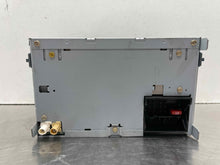 Load image into Gallery viewer, RADIO Jetta Passat 2005 05 2006 06 2007 07 2008 08 - NW371025