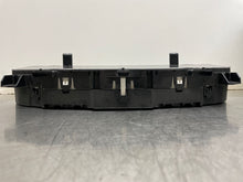 Load image into Gallery viewer, SPEEDOMETER CLUSTER Volkswagen Routan 2009 09 2010 10 - NW162249