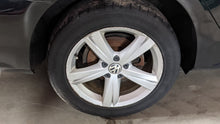 Load image into Gallery viewer, WHEEL RIM Passat 12 13 14 15 17x7 ALLOY - NW436333
