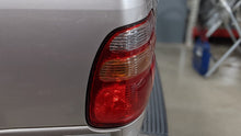 Load image into Gallery viewer, Tail Lamp Light LAND CRUISER 1999 - NW371562