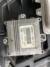 Load image into Gallery viewer, HEADLIGHT LAMP ASSEMBLY BMW 528i 535i 550i M5 08 09 10 Right - NW371982