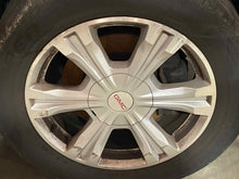 Load image into Gallery viewer, WHEEL RIM GMC Terrain 2016 16 2017 17 18x7 18x7, 5 lug, 120mm - NW547035