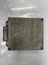 Load image into Gallery viewer, ECU ECM Computer PORSCHE 928 1984 - NW355607