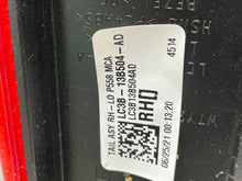 Load image into Gallery viewer, Tail Lamp Light FORD F250SD PICKUP 2022 - NW389530