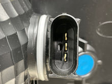 Load image into Gallery viewer, Tail Lamp Light FORD F250SD PICKUP 2022 - NW389530