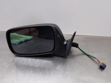 Load image into Gallery viewer, SIDE VIEW MIRROR Subaru Forester 2003 03 04 05 Left - NW372881