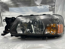 Load image into Gallery viewer, HEADLIGHT LAMP ASSEMBLY Subaru Forester 2005 05 Left - NW373057