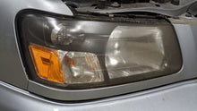 Load image into Gallery viewer, HEADLIGHT LAMP ASSEMBLY Subaru Forester 2005 05 Right - NW373058