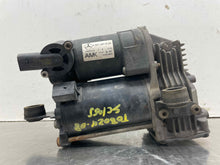 Load image into Gallery viewer, AIR RIDE COMPRESSOR CL550 CL600 CL63 CL65 S350 S400 S450 07-14 - NW547743