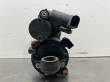 Load image into Gallery viewer, AIR RIDE COMPRESSOR CL550 CL600 CL63 CL65 S350 S400 S450 07-14 - NW547743