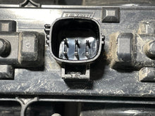 Load image into Gallery viewer, TAIL LIGHT LAMP Jeep Liberty 08 09 10 11 12 Right - NW373686