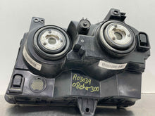 Load image into Gallery viewer, Headlight Lamp Assembly Chrysler 300 2008 - NW548922