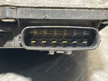 Load image into Gallery viewer, THROTTLE BODY Accent Veloster Soul Rio 2012 12 2013 13 - NW374017