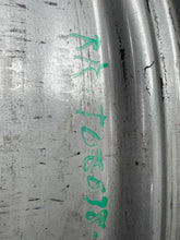 Load image into Gallery viewer, WHEEL RIM Gl350 Gl450 Gl550 GL63 AMG GLS450 GLS550 GLS63 13-19 19x8-1/2 - NW548778