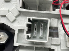 Load image into Gallery viewer, OUTER TAIL LIGHT LAMP Volvo S60 XC60 11 12 13 14 15 Right - NW374487