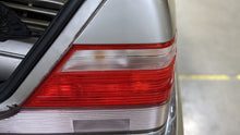 Load image into Gallery viewer, TAIL LIGHT LAMP ASSEMBLY S320 S420 S500 S500 Coupe S500SEL 97-99 Right - NW374481