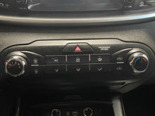 Load image into Gallery viewer, FRONT TEMPERATURE CONTROLS Kia Sorento 2019 19 - NW549500